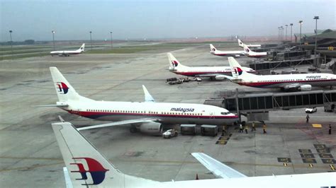 Kuala Lumpur International Airport View Of Malaysia Airlines B737