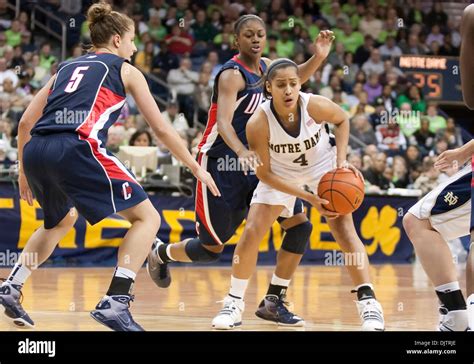 Notre Dame Guard Skylar Diggins (4) in game action between the Notre ...