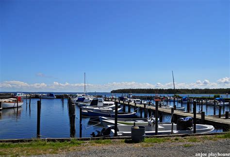 LOLLAND FOTOS: BLANS HAVN...