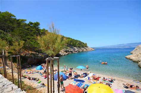 La Spiaggia Kozica Vrbnik Isola Di Krk Info Per I Turisti La