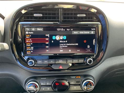 2020 Kia Soul: 108 Interior Photos | U.S. News