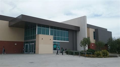 Montclair High School's New Building [Me, April 25, 2017] : r/Montclair_CA