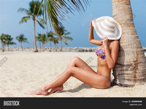 Sexy Beautiful Tanned Image And Photo Free Trial Bigstock