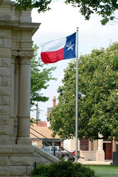 009 Milam County - 254 Texas Courthouses