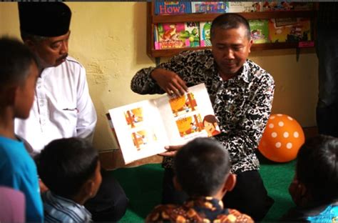 Membaca Keras Tingkatkan Kecerdasan Dan Kecakapan Literasi Anak