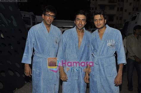 Ritesh Deshmukh Aashish Chaudhary Javed Jaffery On The Sets Of