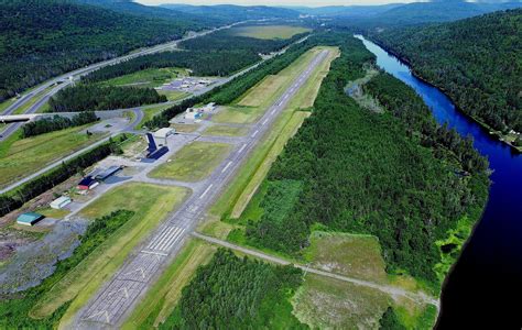 Edmundston Airport Cyes