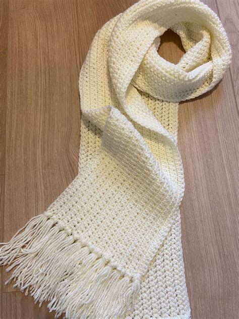 Adding Tassels To Your Crochet Scarf The Crochet Swirl