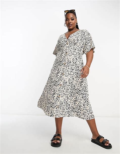 Asos Design Curve Flutter Sleeve Midi Tea Dress With Buttons In Leopard