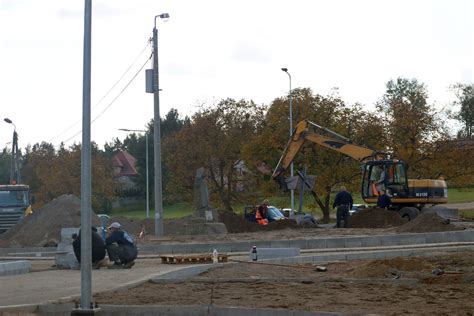 Trwa Budowa Ronda W Kowali Inwestycja Powiatu Do Ko Ca Grudnia