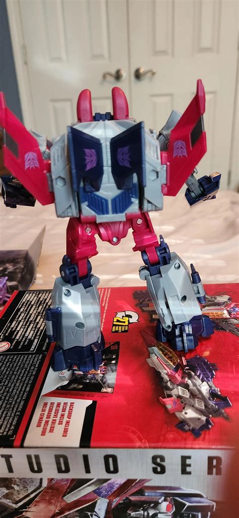 Studio Series Gamer Edition Voyager Wfc Starscream Additional Images