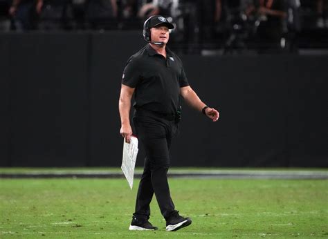 Jon Gruden, Raiders coach, resigns after more damaging emails emerge