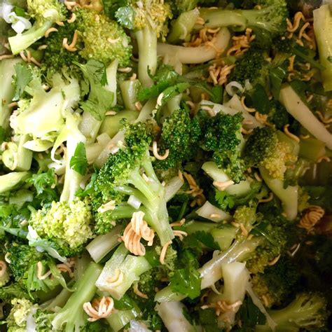 Broccoli and Ramen Noodle Salad Recipe - Allrecipes.com