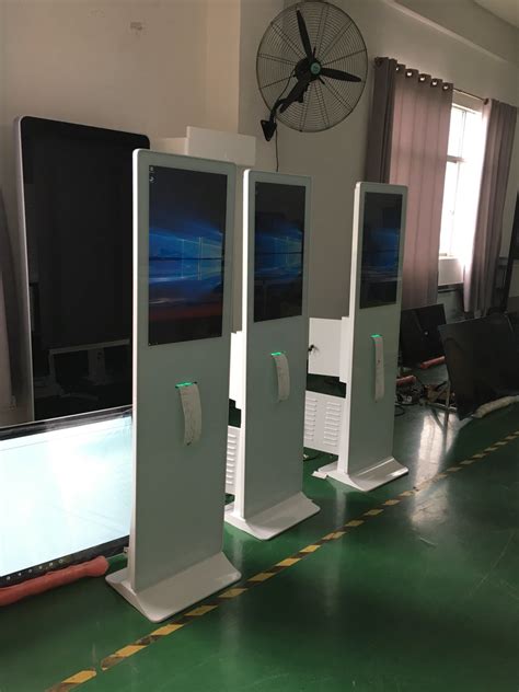 27inch Windows Touch Vending Machine Interactive Self Service Payment