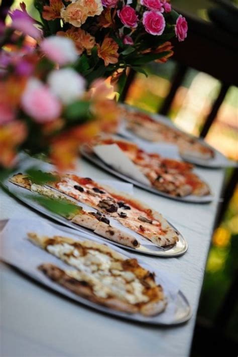 Fun Ways To Organize A Pizza Bar At Your Wedding Weddingomania