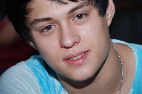 Showbuziness Etc Enrique Gil Picture And Profile