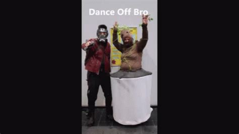 Star Lord Dance Off GIF – Star Lord Dance Off The German Star Lord – Откриване и споделяне на ...