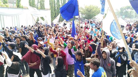 May Day Ratusan Buruh Situbondo Tagih Janji Bupati Soal Kesejahteraan