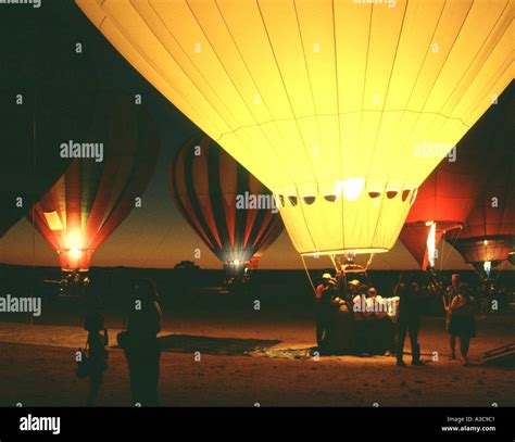 Albuquerque balloon festival night hi-res stock photography and images ...