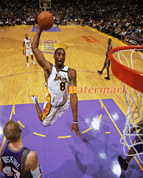 Kobe Bryant Dunking