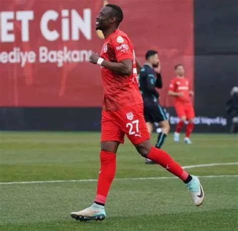 Victoire De Pendikspor En S Per Lig Avec Mame Baba Thiam D Cisif