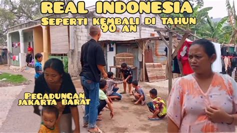 Suasana Kampung Ini Seakan Membawa Kita Ke Tahun An Kali Deres