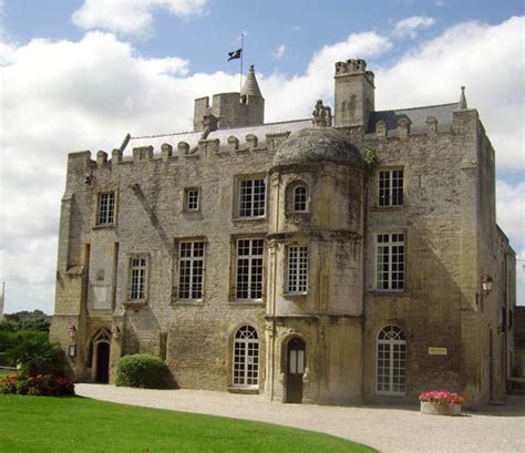 Chateau De Creully Basse Normandie French Castles Chateau French