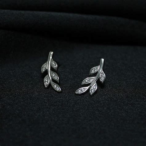 GIVA Silver Leaf Earrings: Buy GIVA Silver Leaf Earrings Online at Best Price in India | Nykaa