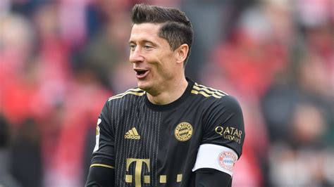 Robert Lewandowski w ogniu krytyki Oczekuję większej lojalności i