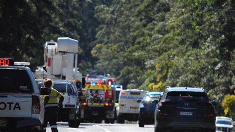 Update Two Men Including A 100 Year Old Transported To Shoalhaven