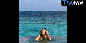 Sara Ali Khan Breasts Scene In Sara Ali Khan Hot Sexy Bold October December Tnaflix