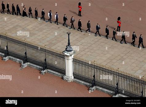 LONDRES ANGLETERRE SEPTEMBRE 19 Le Personnel De La Maison Du