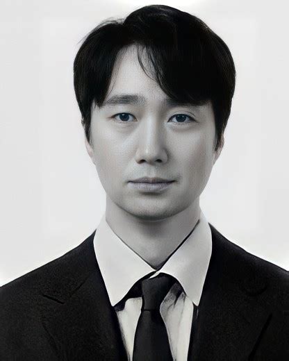 퐁 On Twitter 고화질병 있어서 박해일 증명사진 고화질로 만들어옴💥 근데 인간적으로 헤결 증사는 고화질로 올려줄 수