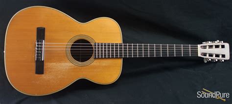 Martin 00 28g 1953 Nylon String Acoustic Guitar Vintage