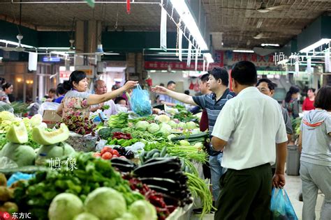 第32期：国人买菜方式变革：从逛菜市场到送菜进家 中国网