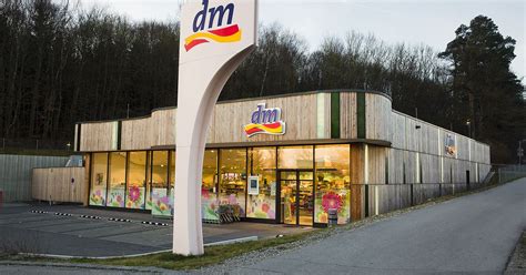 Hohe Investitionen bei dm - dm-drogerie markt GmbH + Co. KG