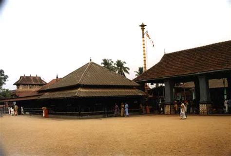 Temples In Kerala: Chottanikkara Bhagavathy Temple