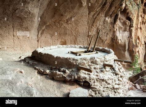 Ancient kiva inside a sacred cave called Alcove Cave, Bandolier ...