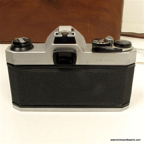 Asahi Pentax K1000 SLR 35mm Film Camera Kit w 2 Lenses 50mm 205mm Manual