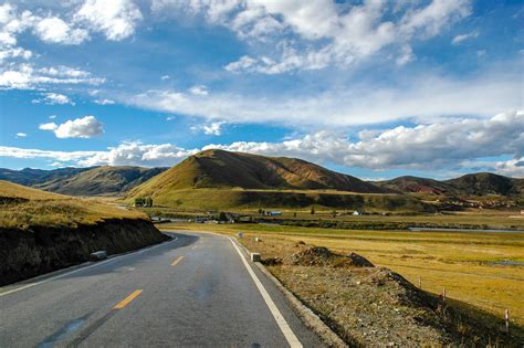 秋天，这条800公里的川西公路，是美得惊艳的“景观大道” 行客旅游网