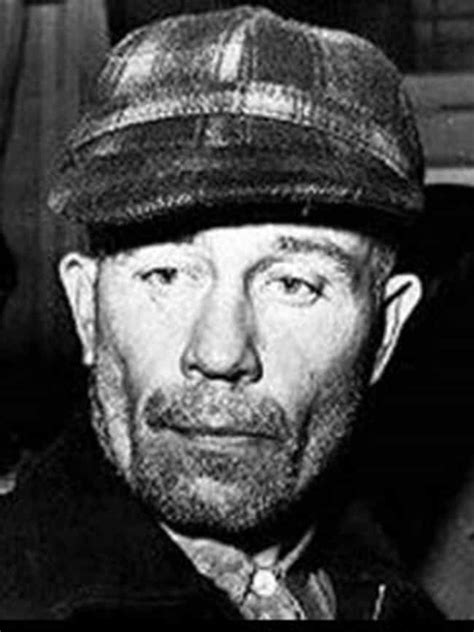 What Murderer Ed Gein Was Like As A Kid