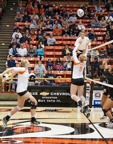 A Volleyball Setters Training Checklist On How To Set A Volleyball