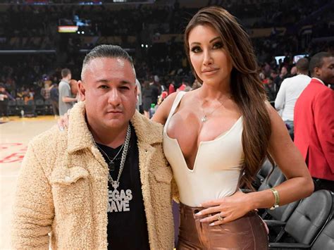 Who Is Oscar De La Hoyas Girlfriend All About Holly Sonders