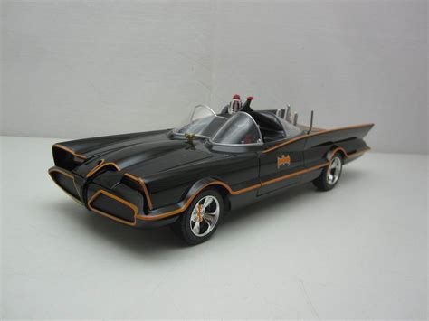 Batman Classic Batmobile 1 18 1966 Jagersma Miniaturen