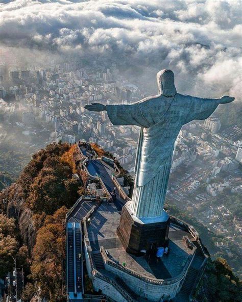 Pin De Ildik Nagy Em H Tt Rk Pek K Pek Vide K Rio De Janeiro