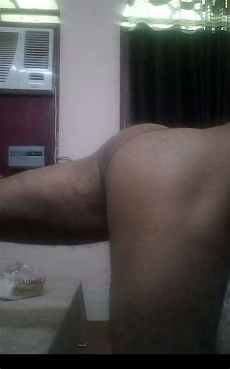 Sexy Nude Pics Of A Horny Pehelwam From Selfie Photoshoot Indian Gay Site