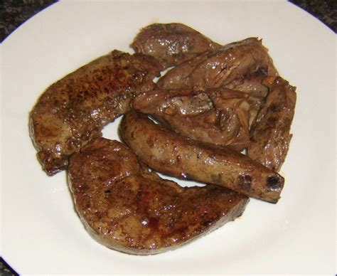 Pan Fried Lambs Heart And Liver With Onion Gravy Bacon And Mash HubPages