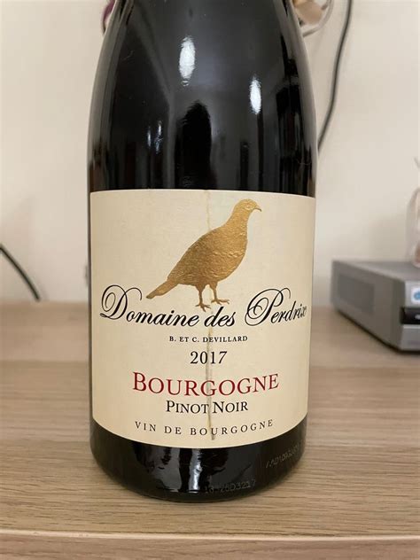 2017 Domaine Des Perdrix Pinot Noir Bourgogne France Burgundy