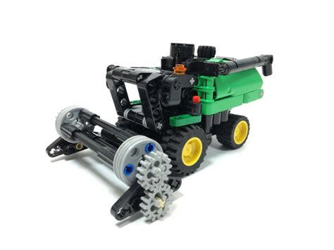 LEGO MOC Mini Combine Harvester by DamianPLE Lego Garage | Rebrickable ...