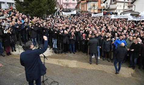 Vu I U Sand Aku Bo Njaci Srbija Je Va A Zemlja